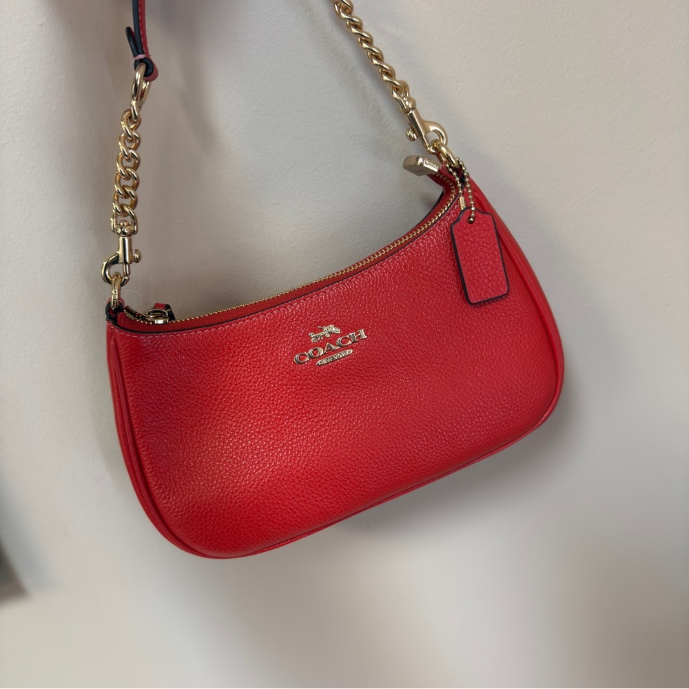 Coach CA209 LTHR TERI SHB CHN SP